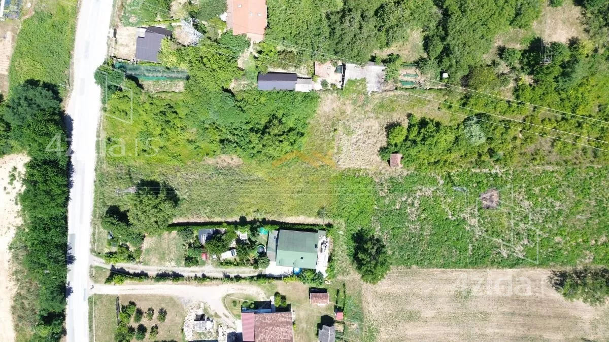 Građevinsko zemljište | 4zida