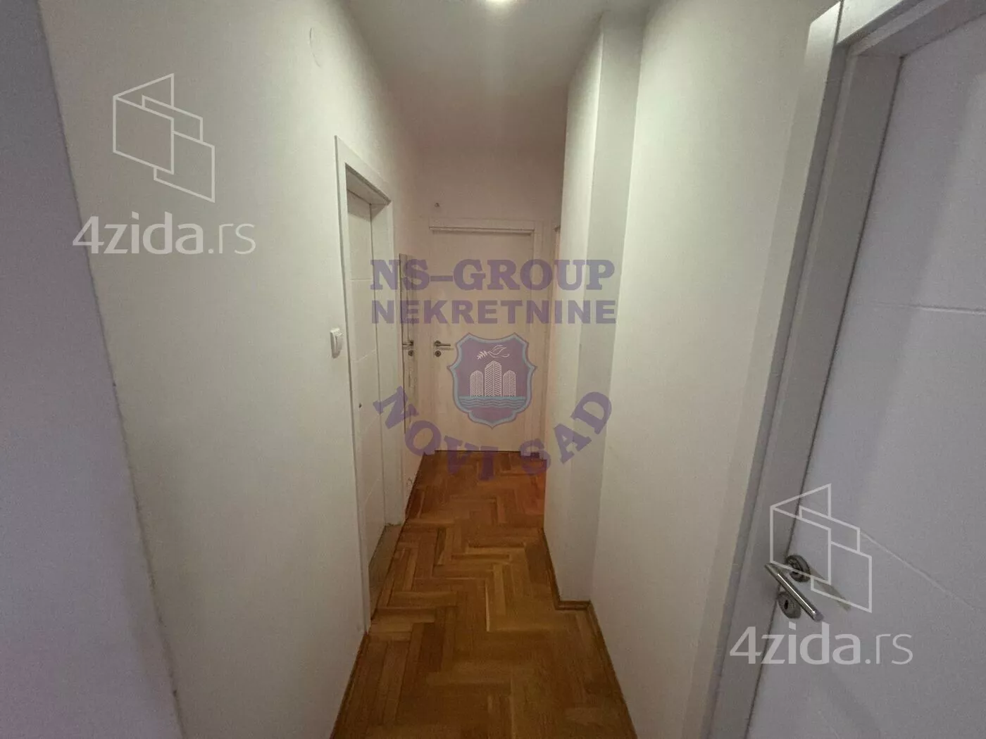 Četvoroiposoban stan | 4zida