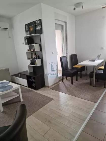 Prvomajska | 4zida.rs
