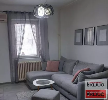 Socijalno | 4zida.rs