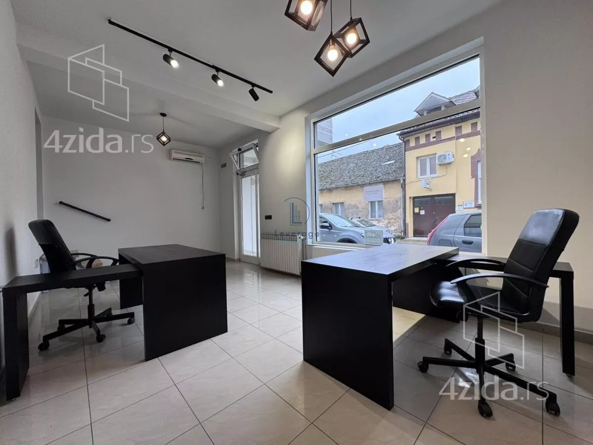 Lokal | 4zida