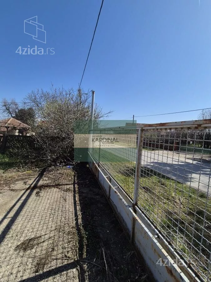 Poslovna zgrada | 4zida