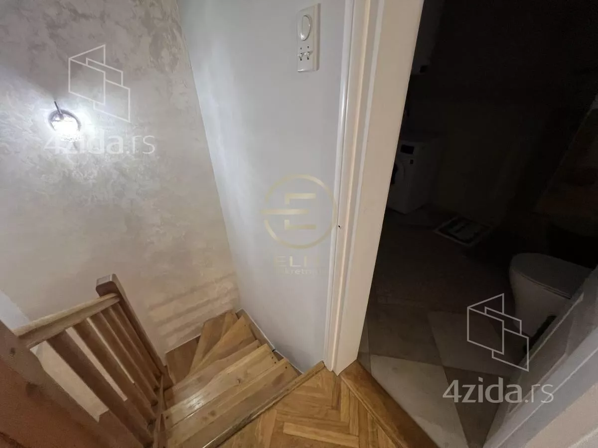 Četvoroiposoban stan | 4zida