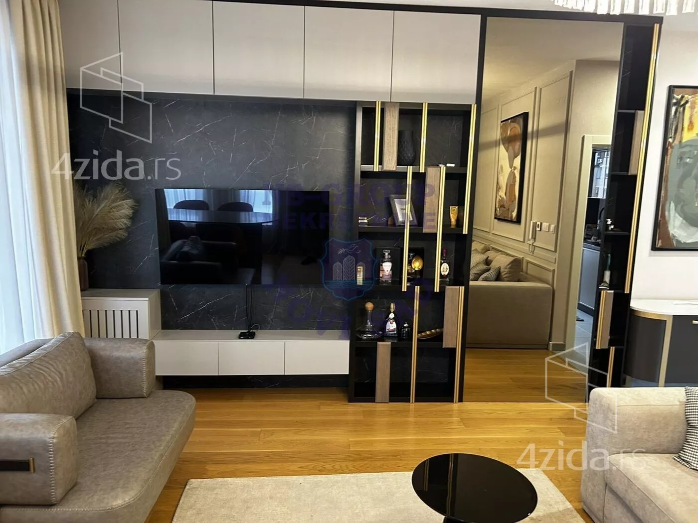 Troiposoban stan | 4zida