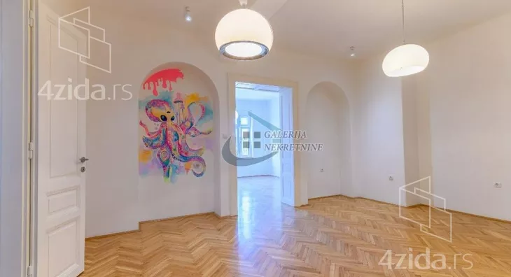 Četvoroiposoban stan | 4zida