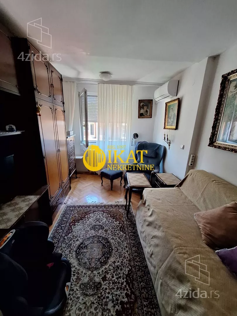 Petosoban stan | 4zida