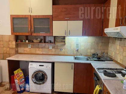 LIPOV LAD | 4zida.rs