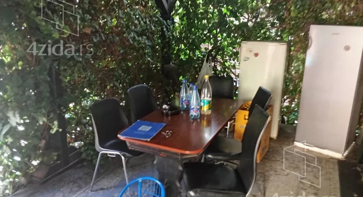 4-etažna kuća | 4zida