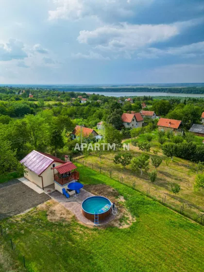Krčedin | 4zida.rs