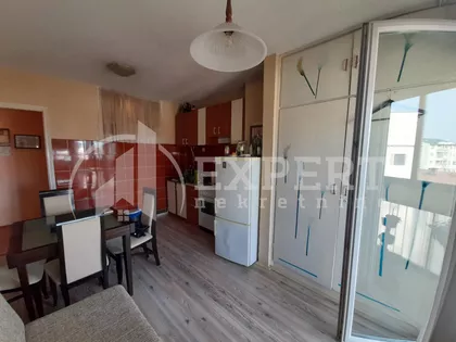 Trg 14. oktobra | 4zida.rs