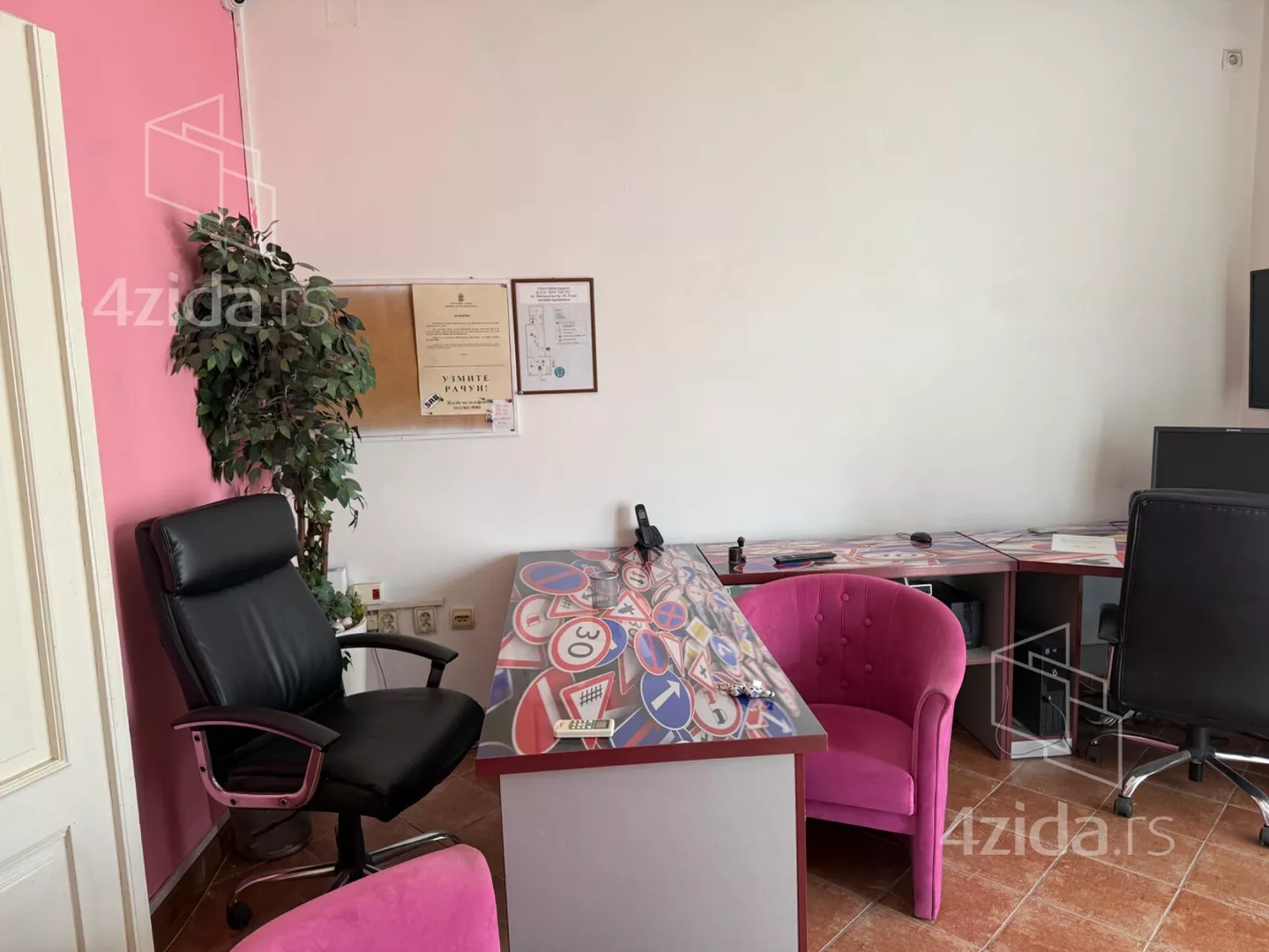 Poslovni prostor | 4zida