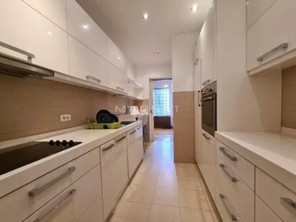 Crveni Krst Vračar | 4zida.rs