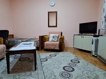 Vukov Spomenik | 4zida.rs