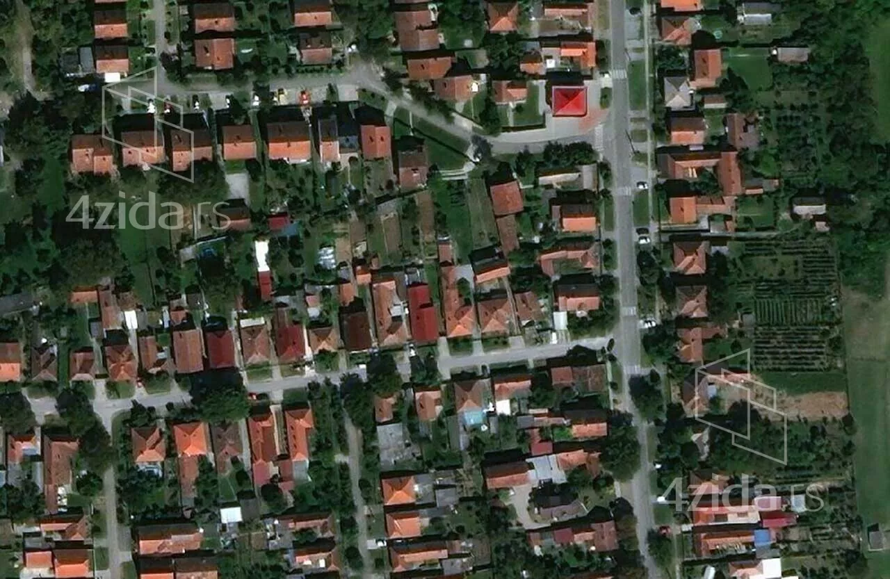 Kuća · 67 m² · Ruma