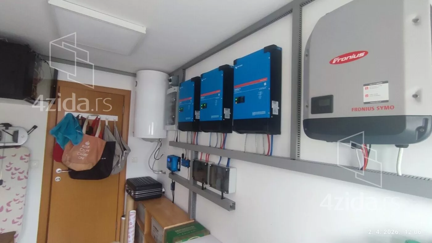 Četvoroiposoban stan | 4zida