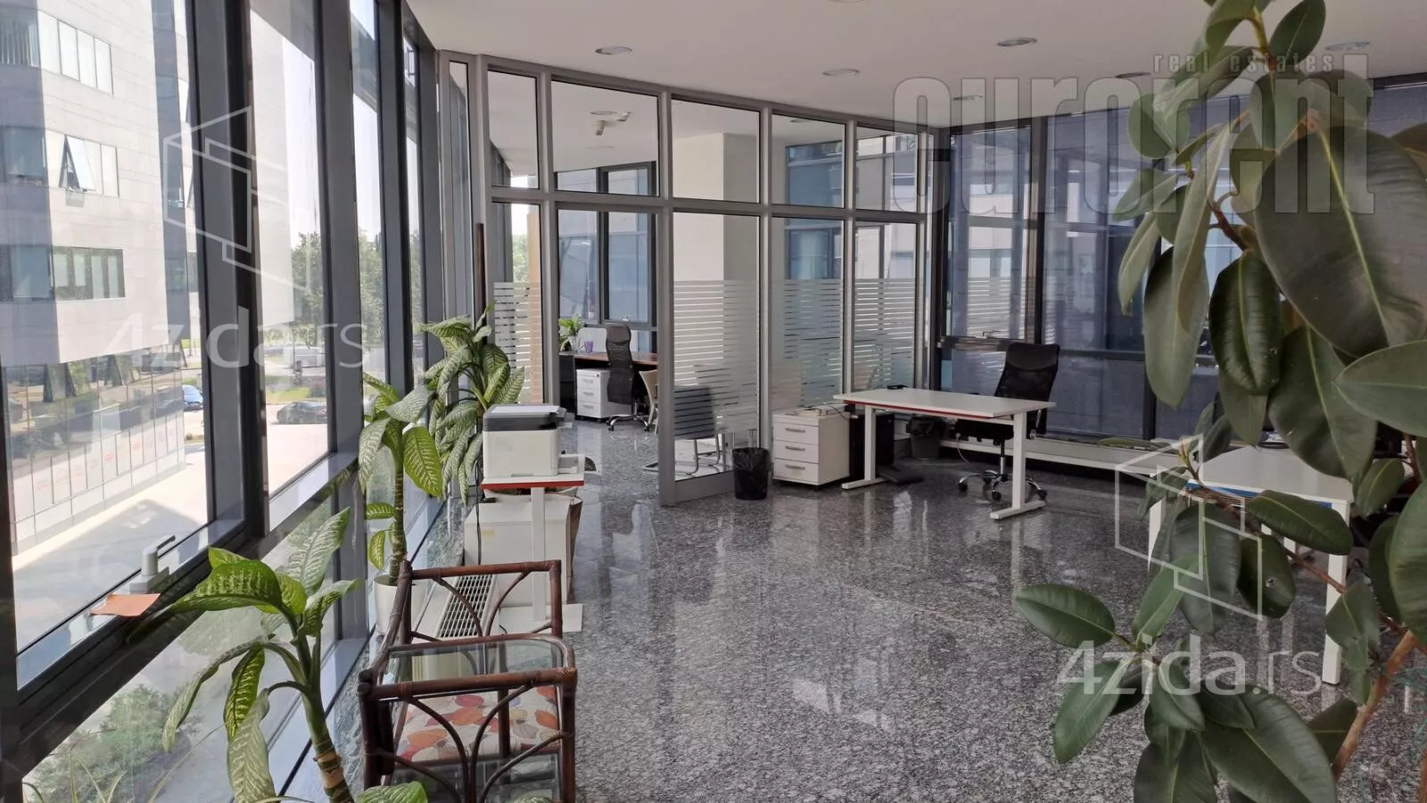 Poslovni prostor | 4zida