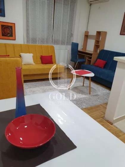 Braće Ribnikar | 4zida.rs