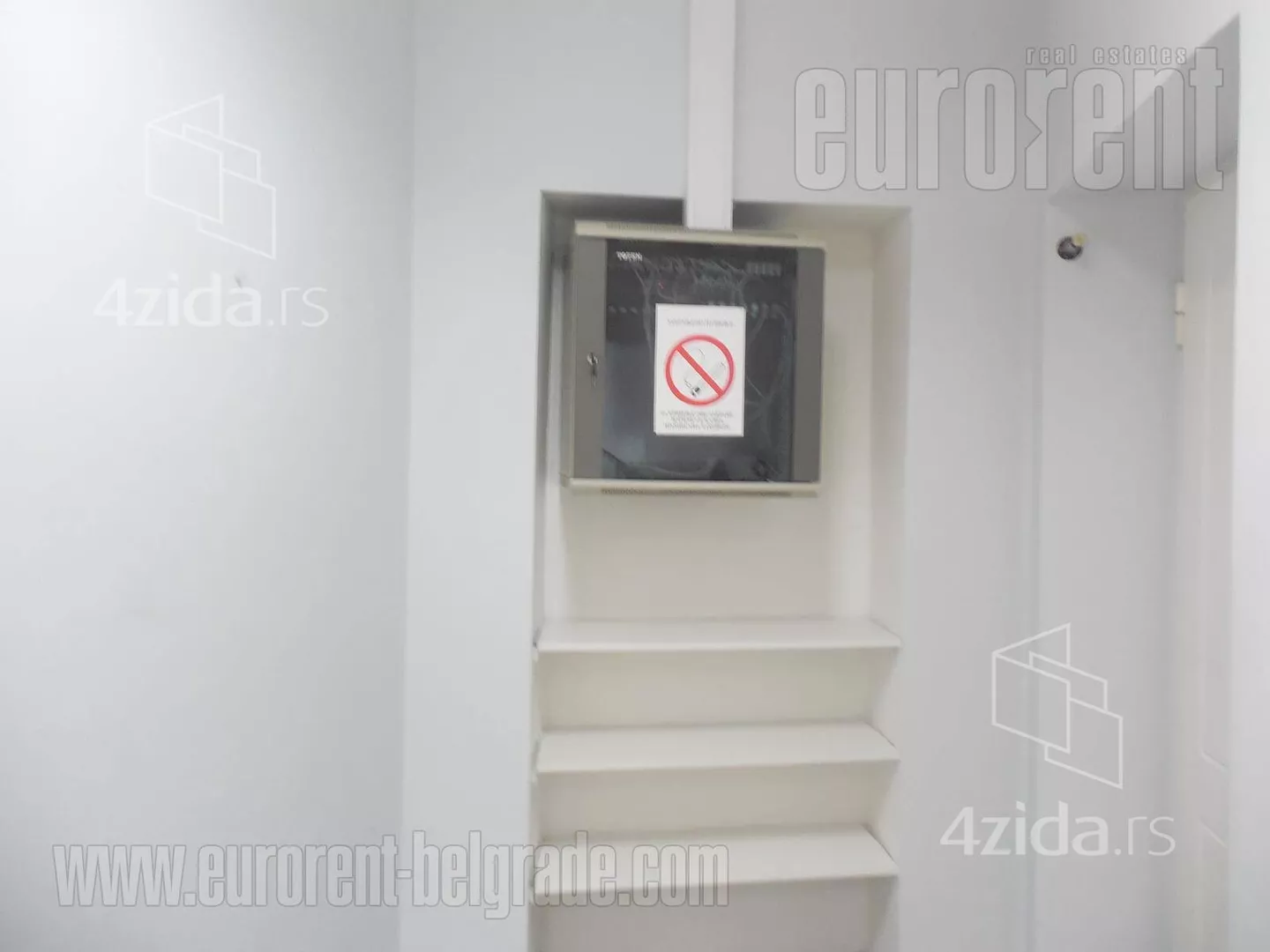 Poslovni prostor | 4zida