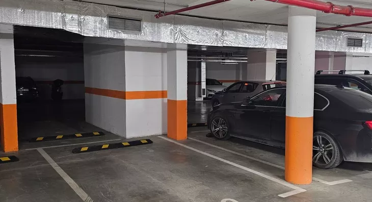 Parking | 4zida