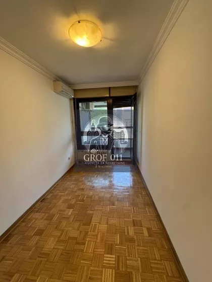 Kalenić pijaca | 4zida.rs