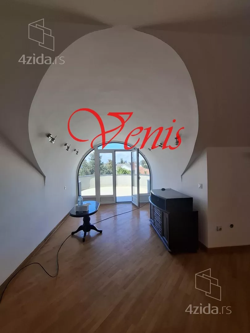 4-etažna kuća | 4zida