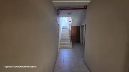 Milice Nožice 15 | 4zida.rs