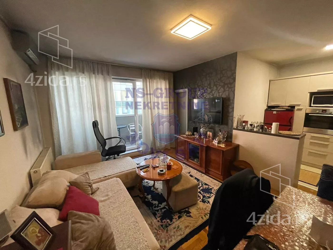 Troiposoban stan | 4zida