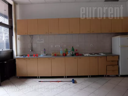 STARI MERKATOR | 4zida.rs