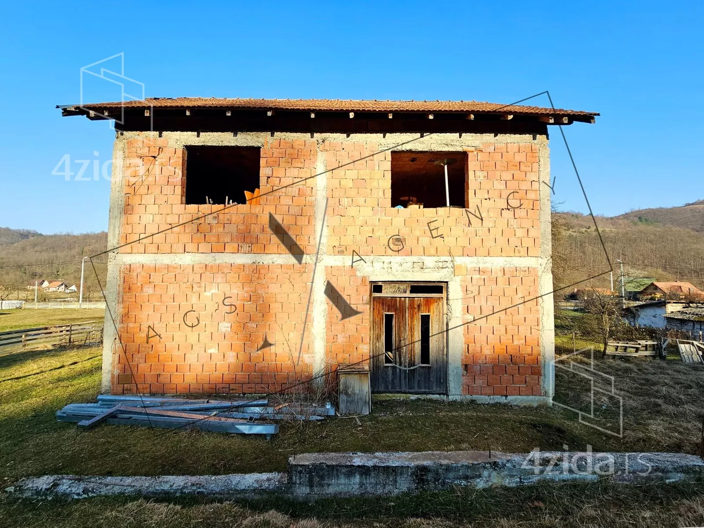 2-etažna kuća | 4zida