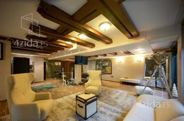 4-etažna kuća | 4zida