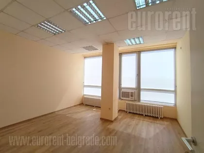 CENTAR | 4zida.rs