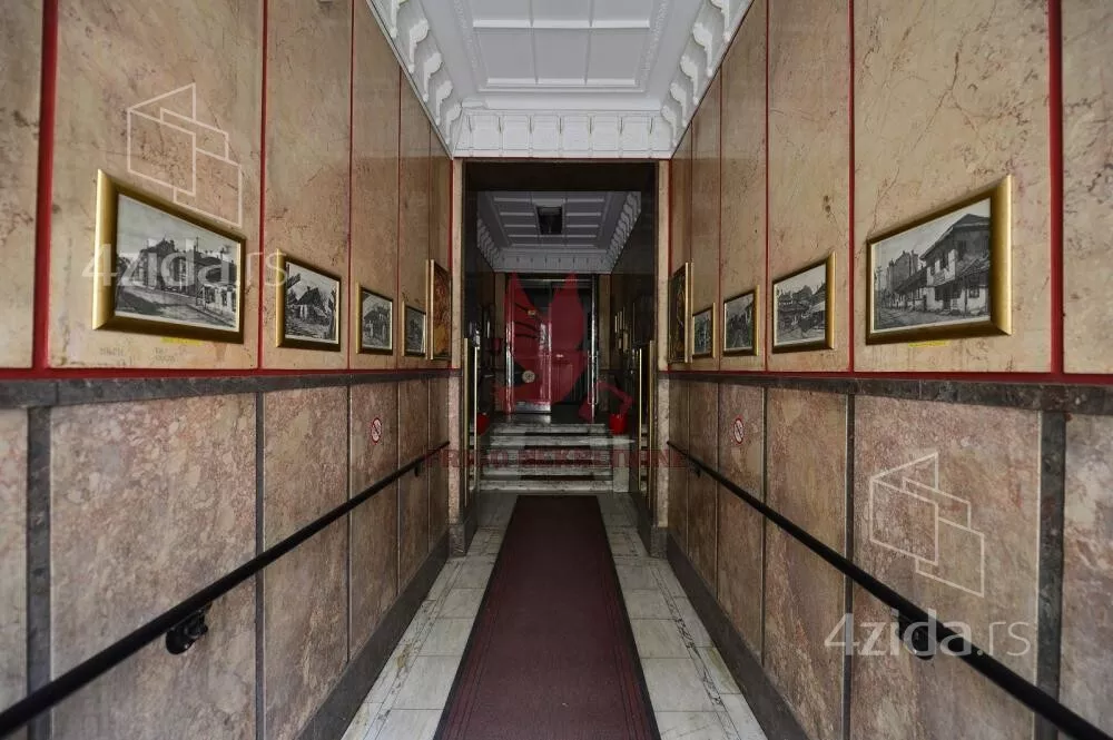 Četvoroiposoban stan | 4zida