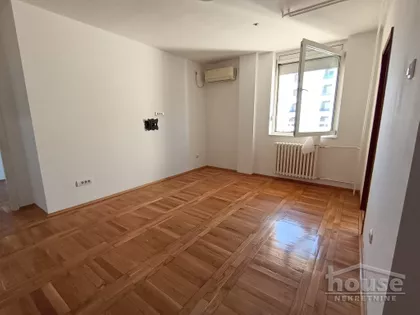 Železnička stanica | 4zida.rs