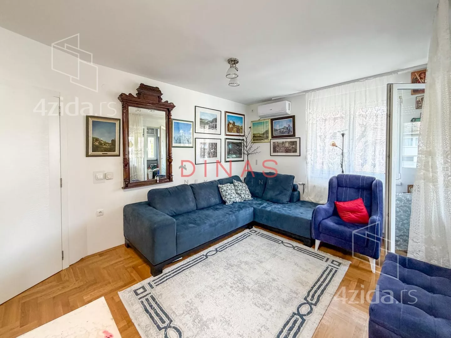 Dvoiposoban stan | 4zida