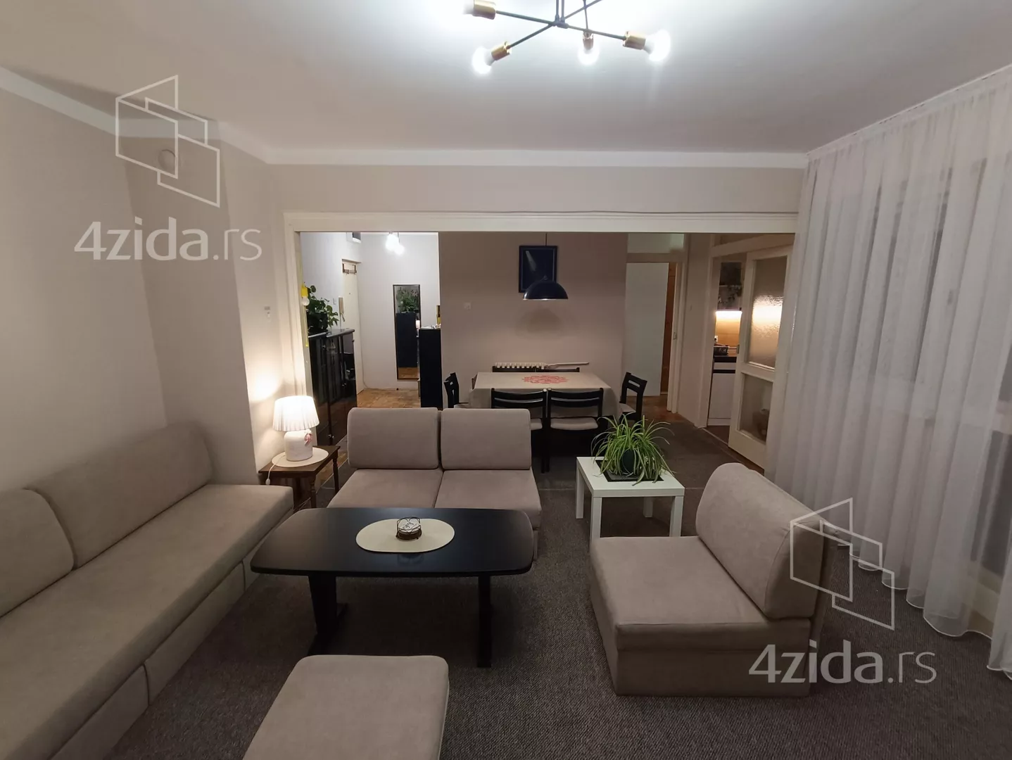 Dvoiposoban stan | 4zida