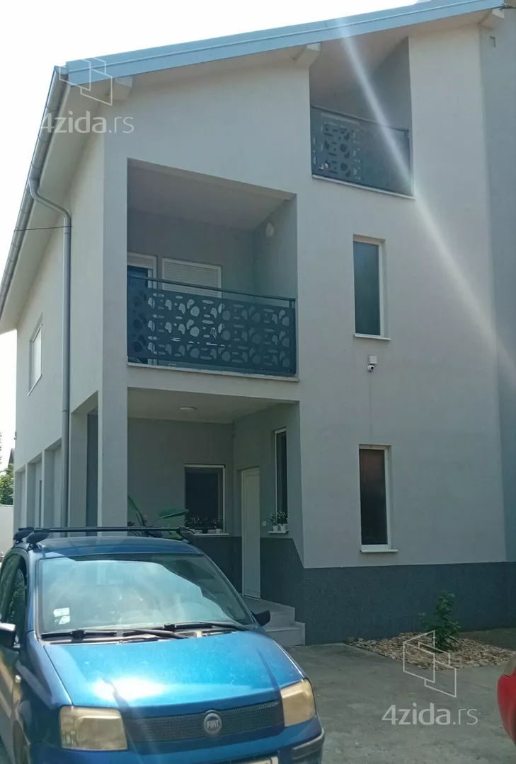 3-etažna kuća | 4zida