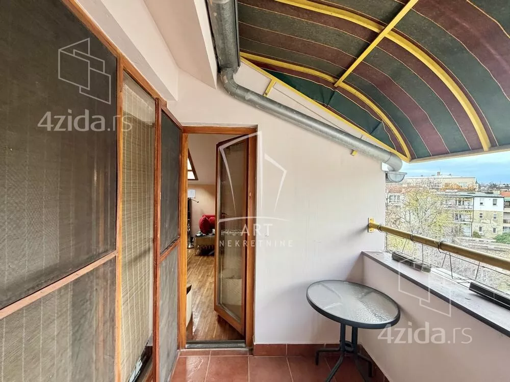 Troiposoban stan | 4zida