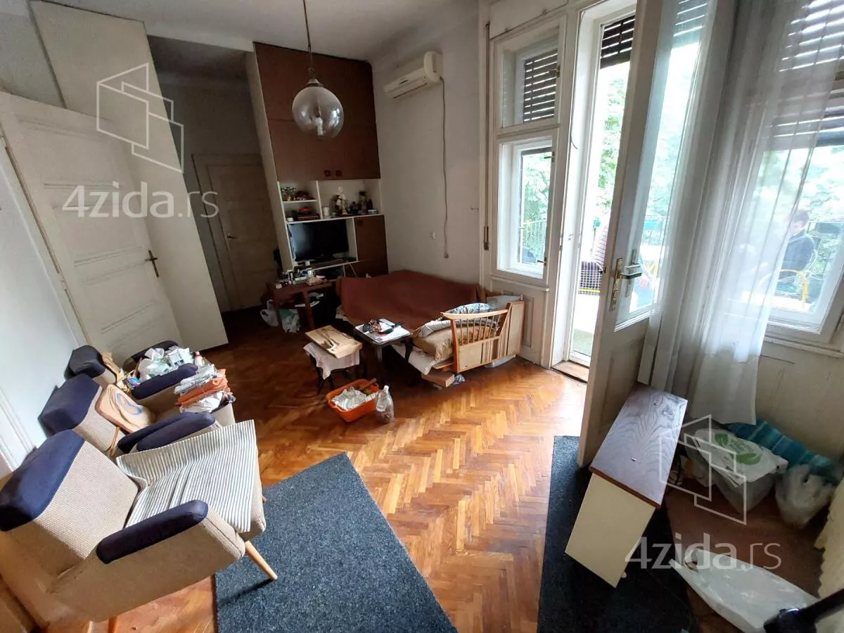 Četvoroiposoban stan | 4zida