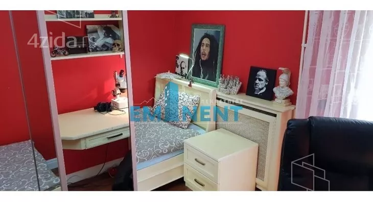 Petosoban stan | 4zida