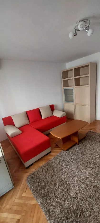 Cara Dušana | 4zida.rs