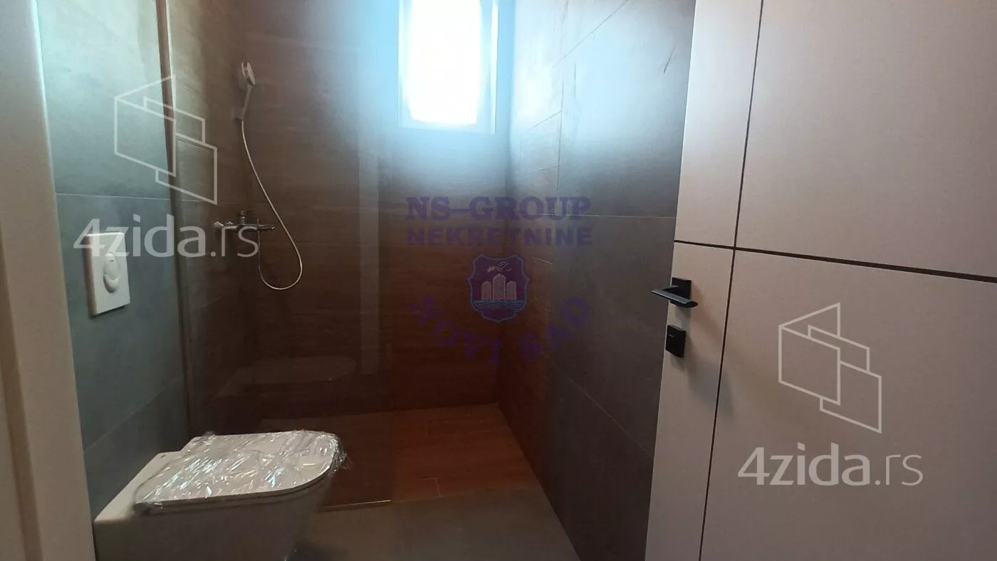 Petosoban stan | 4zida