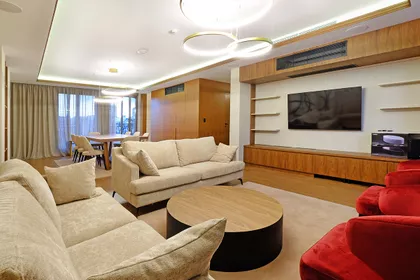 USTANICKA | 4zida.rs