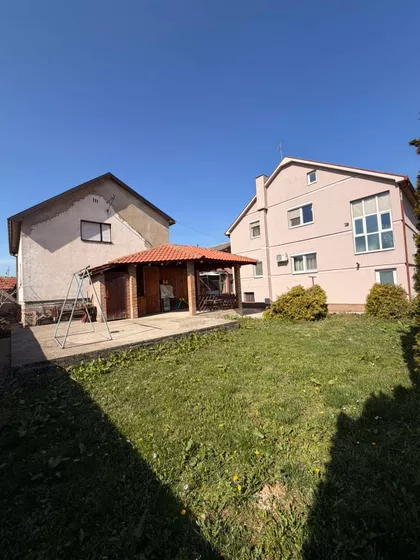 Gradske lokacije | 4zida.rs