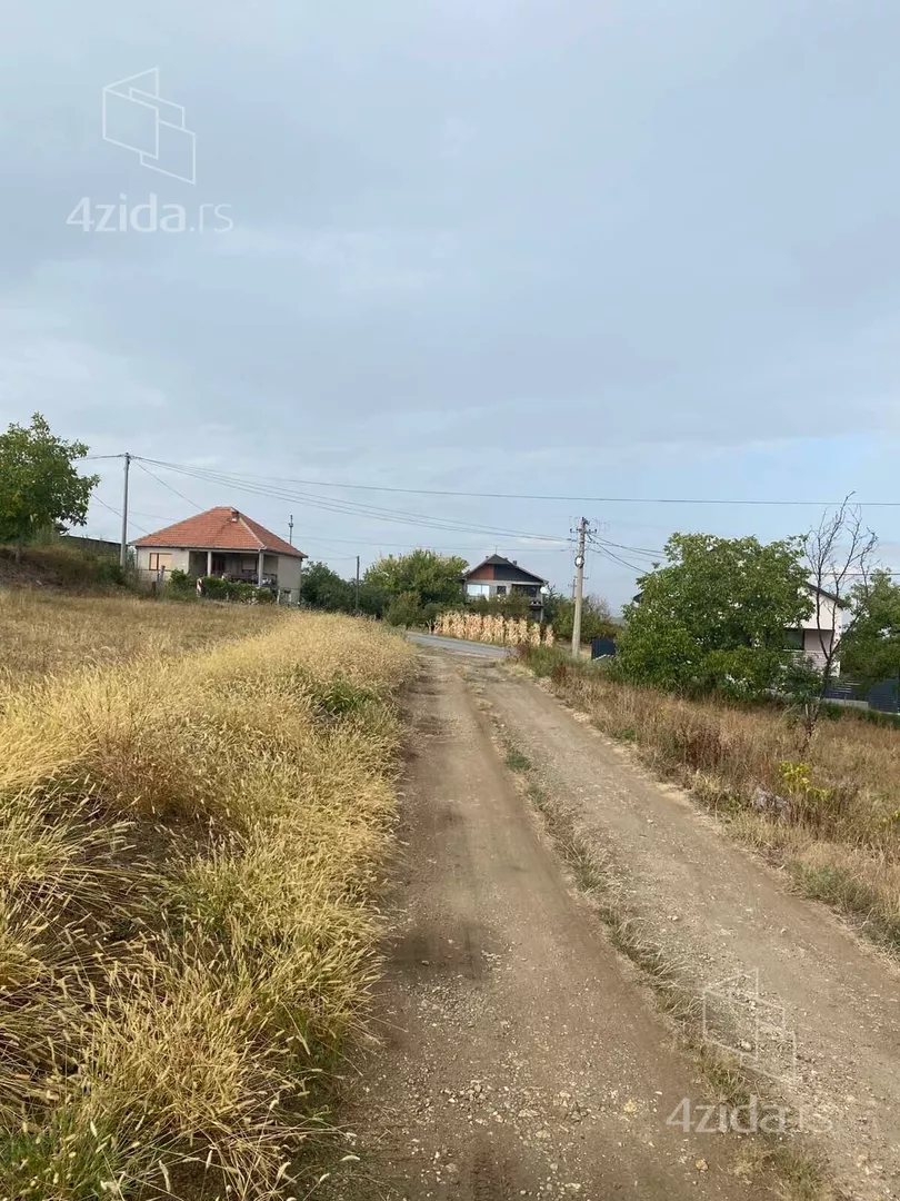Građevinsko zemljište | 4zida