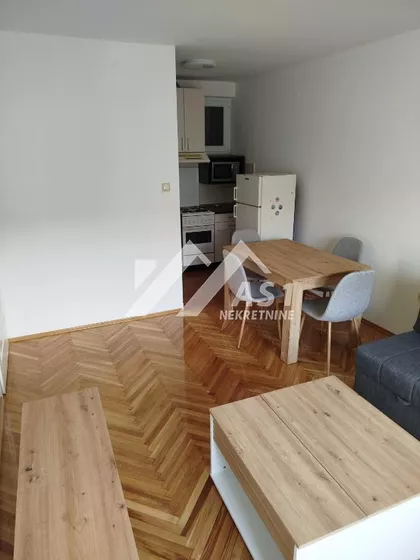 Hadži Ruvimova | 4zida.rs