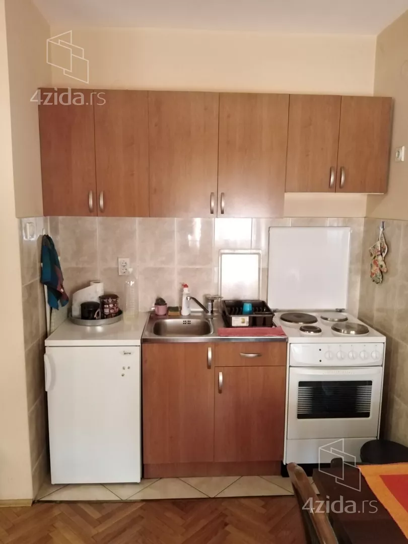 Garsonjera | 4zida