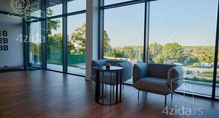 Poslovni prostor | 4zida