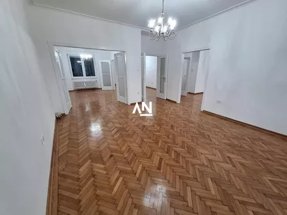 Trg Nikole Pašića | 4zida.rs