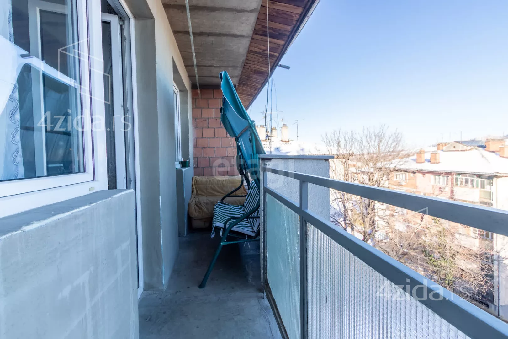 Šestosoban stan | 4zida