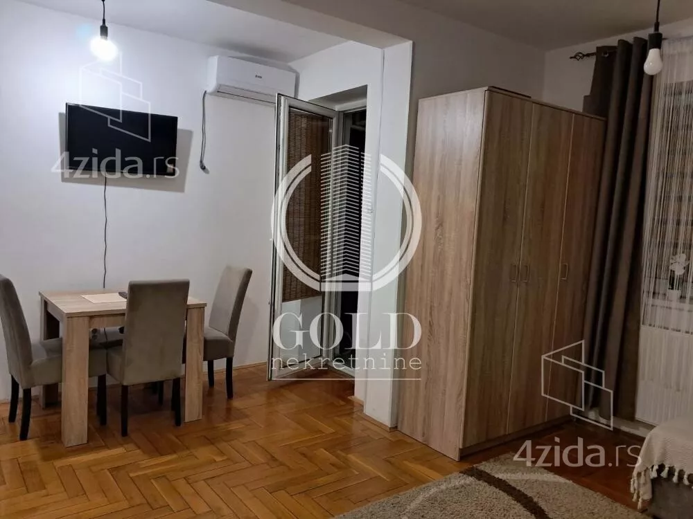 Garsonjera | 4zida